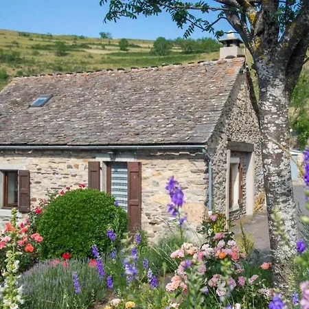 De France 2/3 Personnes A Malecombe * Cubieres